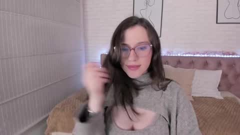 Julianne online show from February 20, 2025, 4:28 am