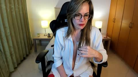 Fernanda online show from January 25, 2025, 3:19 am