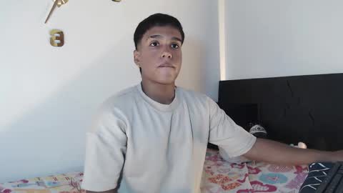 Juliann online show from November 4, 2025, 3:11 pm