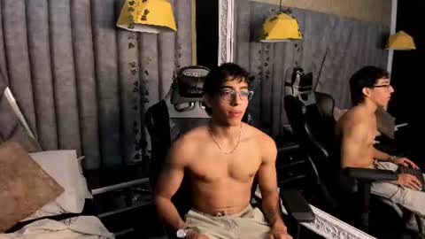 Snapshot of julianrouss chatting on July 12, 2026, 8:55 pm Julian online show from July 12, 2026, 8:55 pm