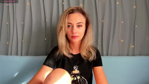 Yulya online show from September 28, 2025, 3:12 am