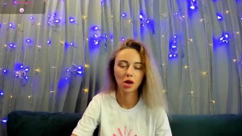 Yulya online show from March 19, 2026, 2:59 am