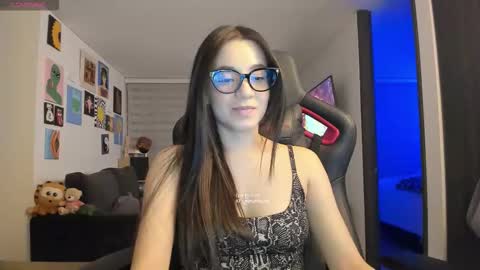 Jeimy Help me to reach 100 thumbs up online show from October 14, 2025, 1:28 am