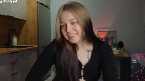 julidropp online show from March 3, 2025, 7:28 pm