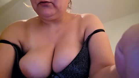 Snapshot of julie_amazing1 chatting on February 23, 2026, 6:49 pm Julie online show from February 23, 2026, 6:49 pm