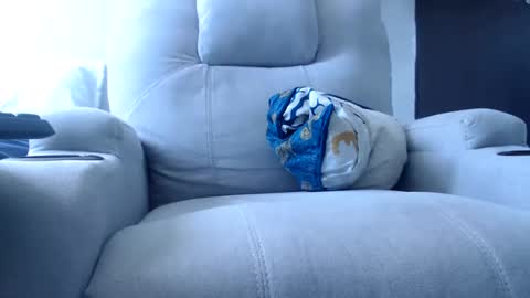 Julie bunny online show from December 15, 2024, 4:04 pm
