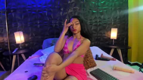 julie coper online show from January 25, 2025, 11:00 pm