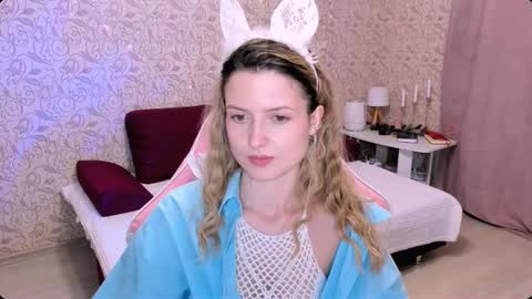 Julie online show from December 21, 2024, 6:55 pm