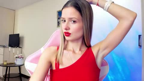 Julie online show from October 5, 2025, 2:48 pm