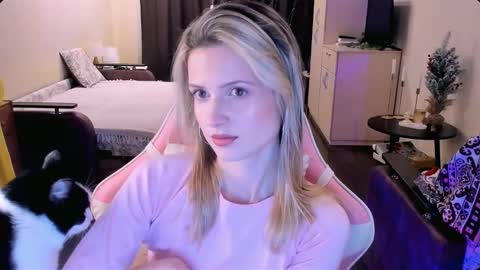 Julie online show from November 29, 2025, 4:32 pm