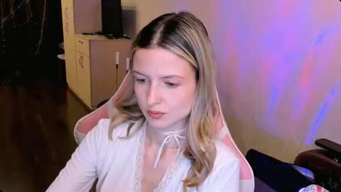 Julie online show from January 7, 2026, 3:03 pm