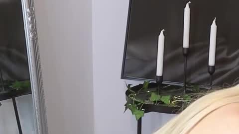 Julia online show from February 25, 2025, 12:58 am