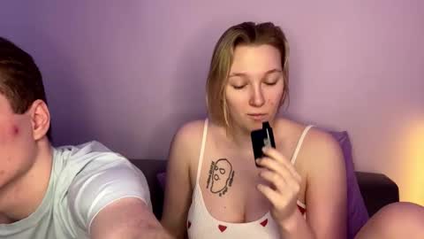 Julie and Thomas online show from February 16, 2026, 7:59 am