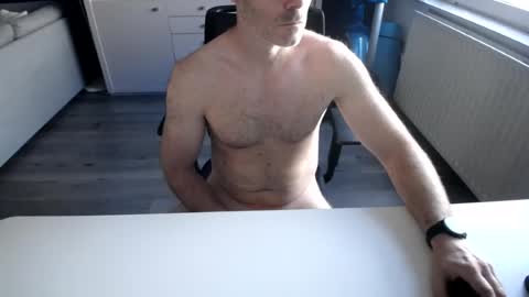 julienneedyou online show from July 21, 2026, 7:54 am