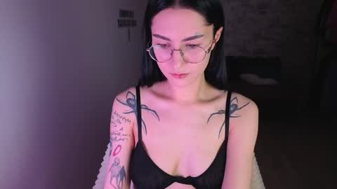see u on Tuesday December 3 in 0200 UTC time turn on notifications so you dont miss me online show from September 11, 2025, 2:50 pm