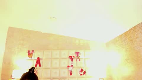 Juliet online show from February 16, 2026, 3:02 am