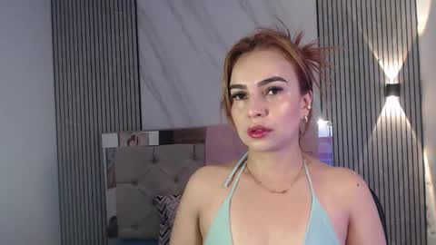 julieta__fox_ online show from November 23, 2025, 3:23 pm