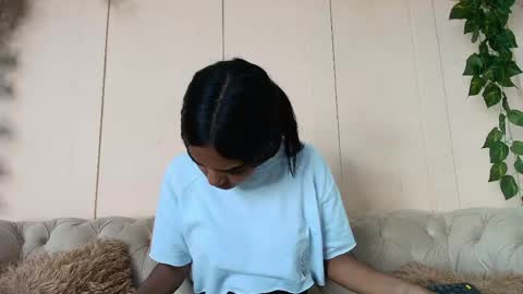 Snapshot of julieta_aguilar chatting on May 30, 2026, 7:22 pm Juli online show from May 30, 2026, 7:22 pm