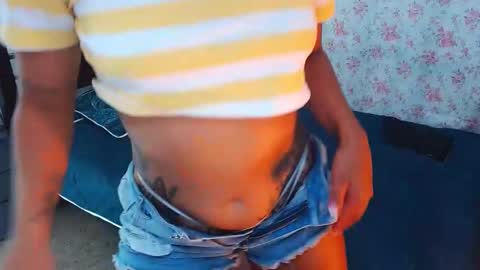 julieta art1 online show from January 10, 2025, 9:10 pm