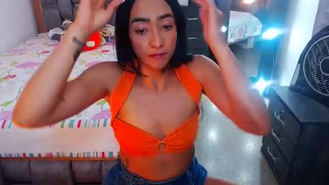 julieta art1 online show from February 4, 2025, 11:06 pm