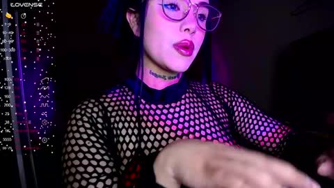 Pando  Parker online show from September 24, 2025, 12:58 am