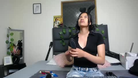 Snapshot of julieta_parker7 chatting on April 4, 2026, 11:57 pm Julieta online show from April 4, 2026, 11:57 pm