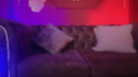  Julieta  online show from November 13, 2025, 12:04 pm