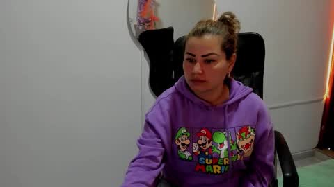 julieta_star69 online show from October 23, 2025, 11:20 am