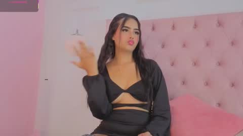 Julieta  online show from October 19, 2025, 11:33 am