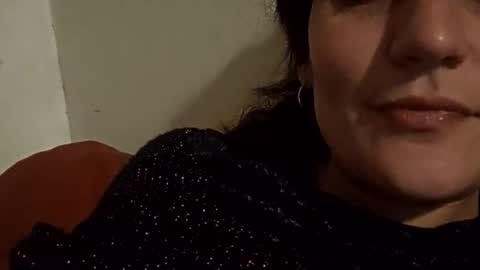 julietfranc28 online show from April 12, 2026, 5:45 am