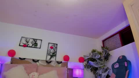 Julietha  online show from October 22, 2025, 3:23 pm