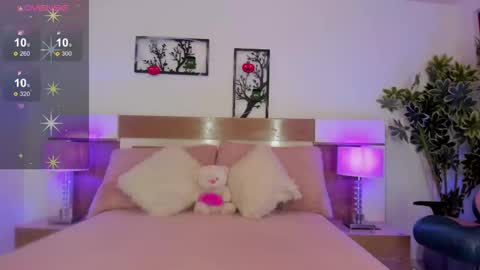 Julietha  online show from November 6, 2025, 2:07 pm