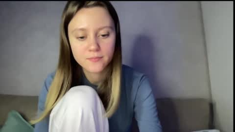 julietsensation online show from February 1, 2025, 4:11 pm
