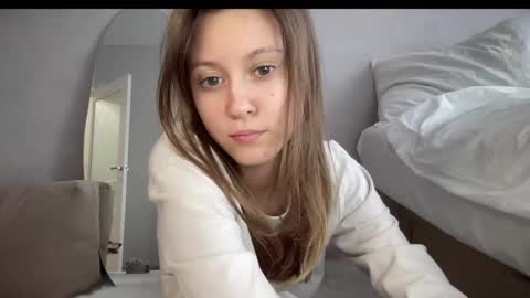 julietsensation online show from September 11, 2025, 1:11 pm