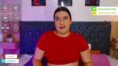 Juli online show from November 4, 2025, 4:33 am