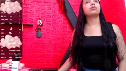 juliette18rose online show from March 23, 2026, 12:53 pm