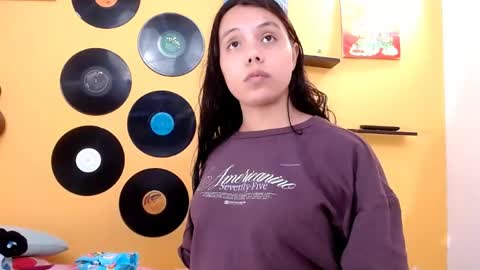 juliette18rose online show from June 7, 2026, 8:01 pm