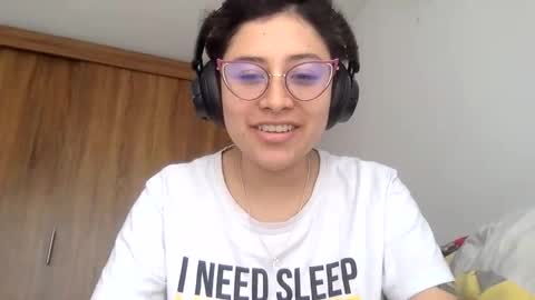 Julieta online show from December 21, 2025, 4:25 pm