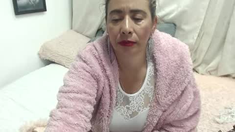 Snapshot of juliialove_ chatting on January 29, 2025, 6:22 am Juliia online show from January 29, 2025, 6:22 am