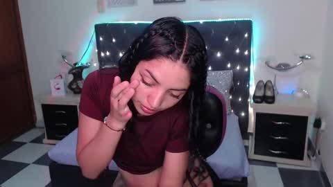 Juliieth Miller online show from December 21, 2024, 3:14 am