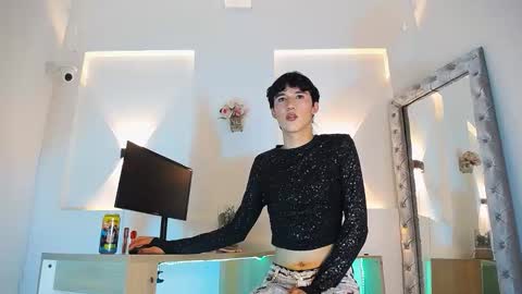 Snapshot of jullian_ricci chatting on May 6, 2026, 1:25 am jullian online show from May 6, 2026, 1:25 am