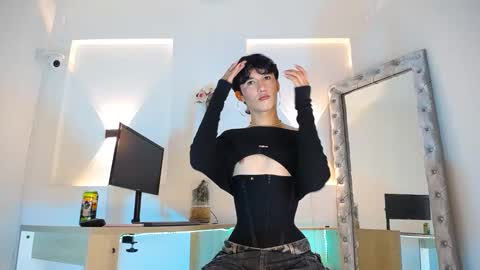 Snapshot of jullian_ricci chatting on May 9, 2026, 10:37 pm jullian online show from May 9, 2026, 10:37 pm