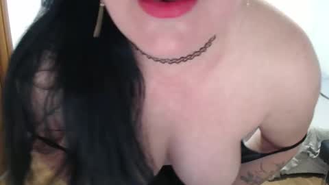 Julie online show from March 5, 2025, 9:16 am