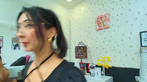 Snapshot of jullietareyes chatting on January 9, 2025, 2:40 pm Julieta Reyes online show from January 9, 2025, 2:40 pm