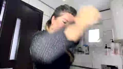 Jully Rosse online show from January 12, 2026, 11:15 am