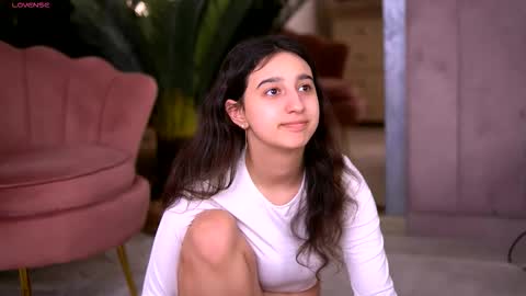 Snapshot of jullyfox chatting on February 24, 2026, 11:52 am Foxy online show from February 24, 2026, 11:52 am