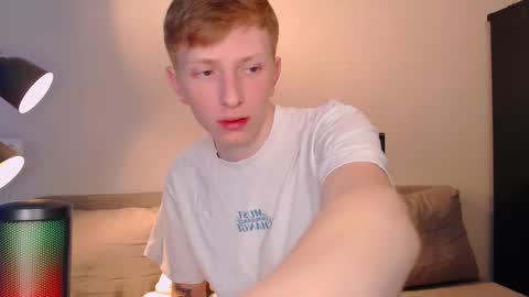 Snapshot of julsweet chatting on December 4, 2024, 8:51 pm sweet online show from December 4, 2024, 8:51 pm