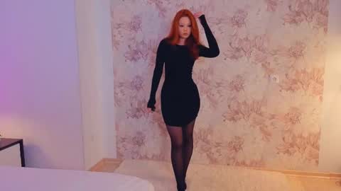 july_jensen online show from February 21, 2025, 3:32 pm