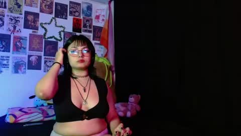 Snapshot of julz_cherry_ chatting on July 3, 2026, 6:09 am Cherry Julz Independiente online show from July 3, 2026, 6:09 am