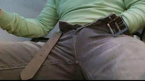 Gregor online show from April 10, 2026, 1:05 pm